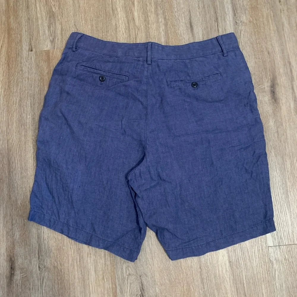 Banana Republic 100% linen pleated shorts in navy blue - size 34 mens